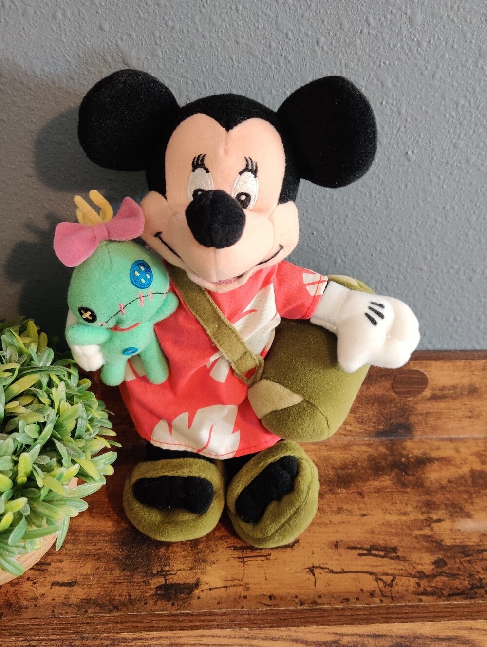 Disney Store Minnie Mouse as Lilo Stitch Scrump Plush 8" Doll Bean Bag Toy